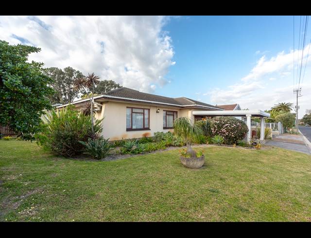 3 BEDROOM FREESTANDING FOR SALE IN BO OAKDALE